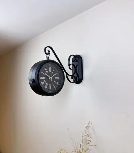 Çift Taraflı Siyah İstasyon Duvar Saati - 36x25 cm