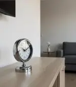 krom metal masa saati