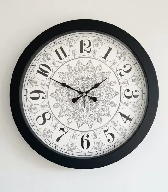 Metal Siyah Duvar Saati